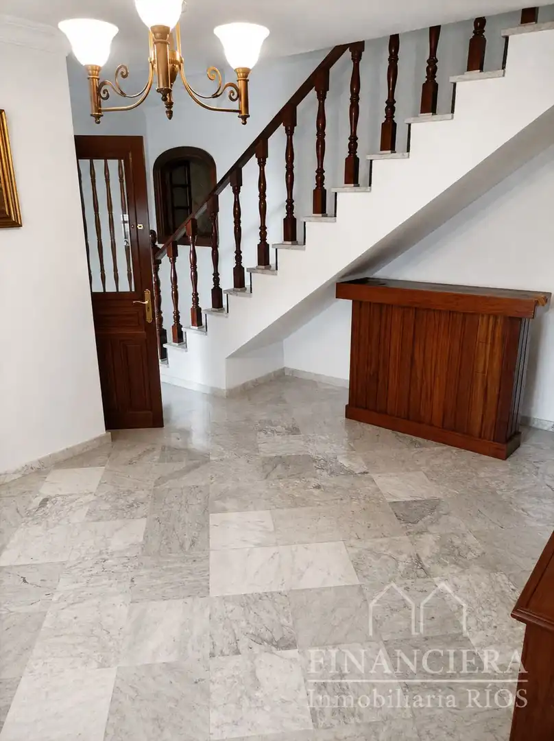 Casa o xalet en venda en Alcalá de Guadaira amb Terrassa