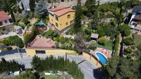 Vista exterior de Casa o xalet en venda en Sant Cebrià de Vallalta amb Jardí privat, Terrassa i Traster