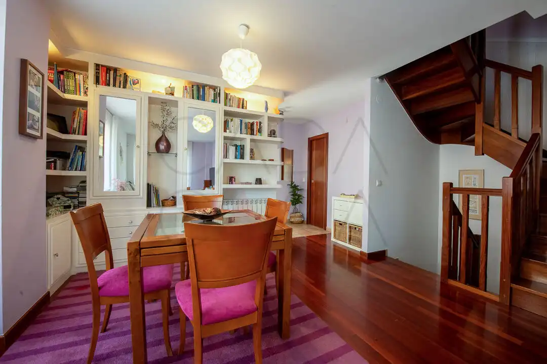 Comedor de Casa o chalet en venta en Villaescusa (Cantabria) con Calefacción, Jardín privado y Terraza