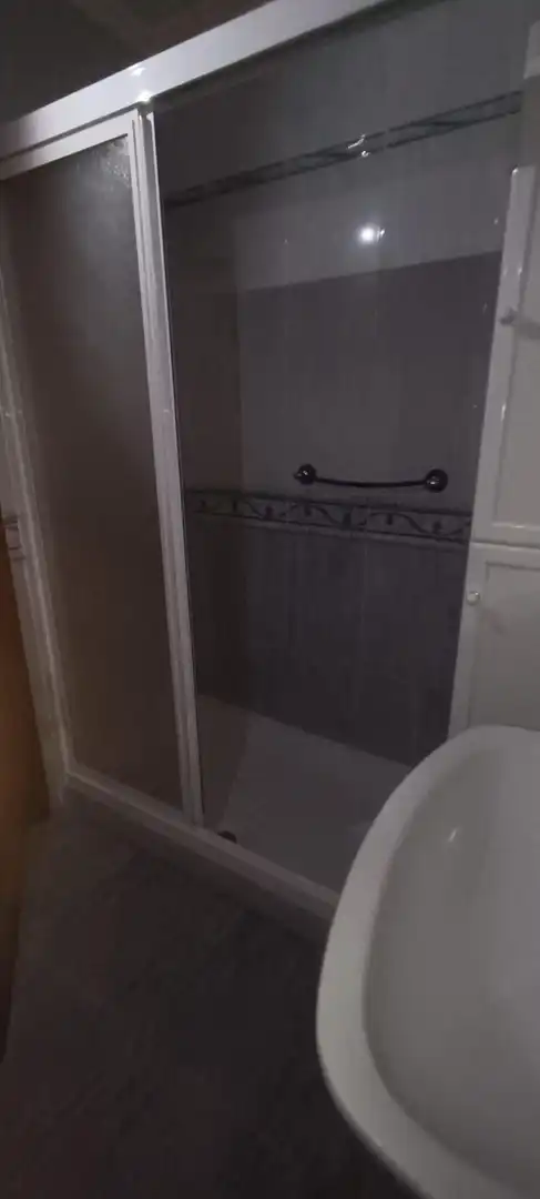 Baño de Planta baja en venta en Baena con Aire acondicionado y Amueblado