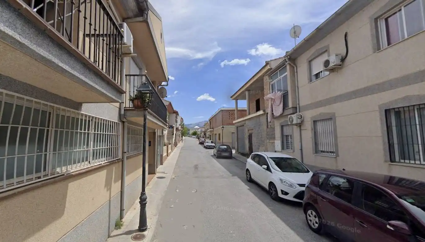 Vista exterior de Piso en venta en Iznalloz
