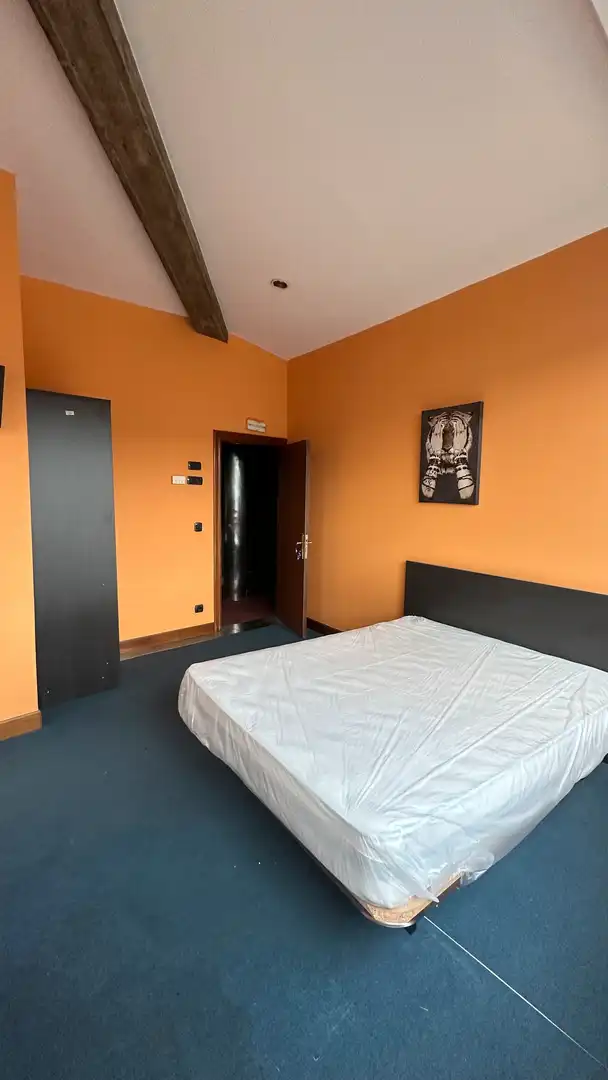 Habitación de Edificio en venta en Loiu