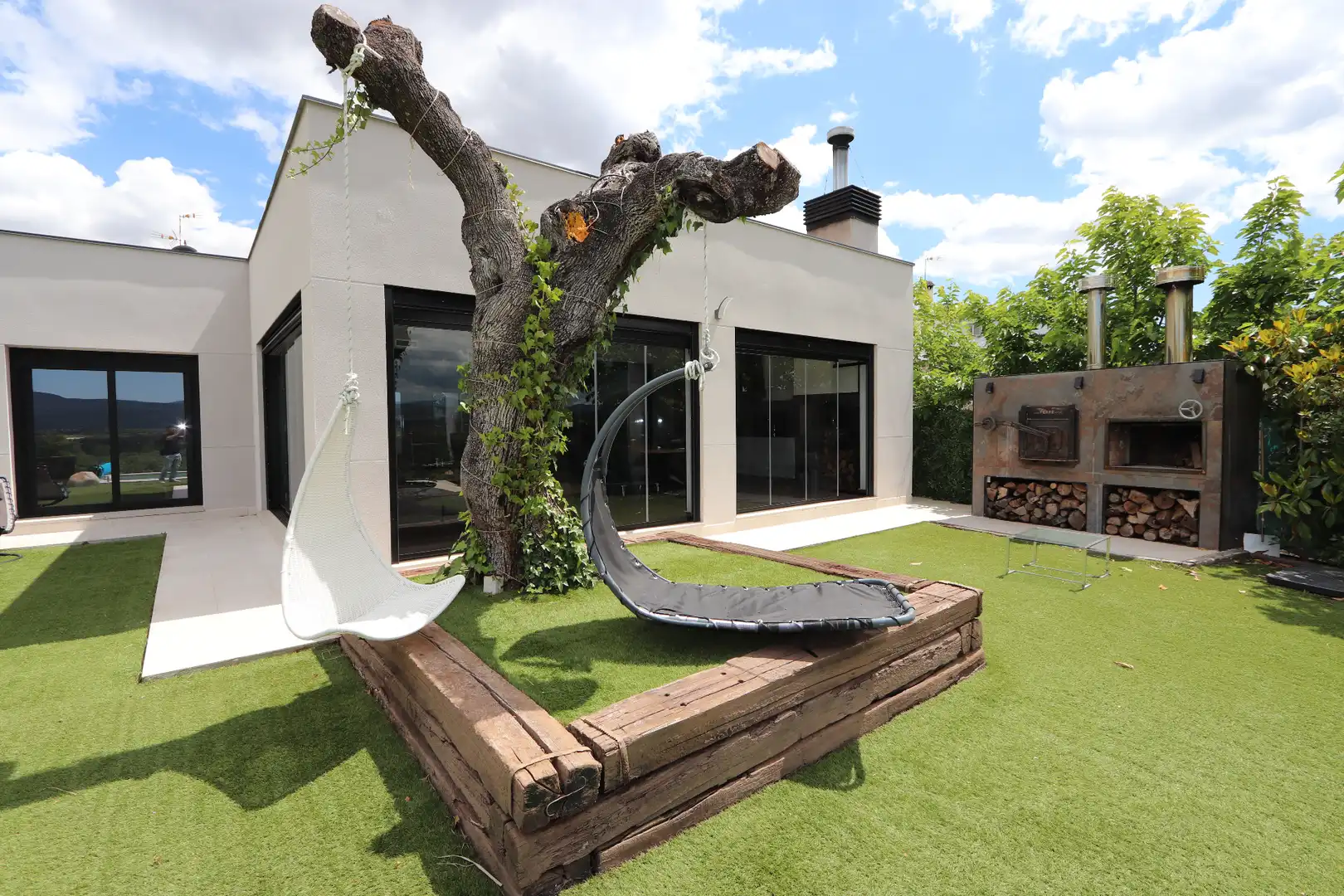 Terrasse von Haus oder Chalet zum Verkauf in Santa Cruz del Retamar mit Klimaanlage, Heizung und Privatgarten