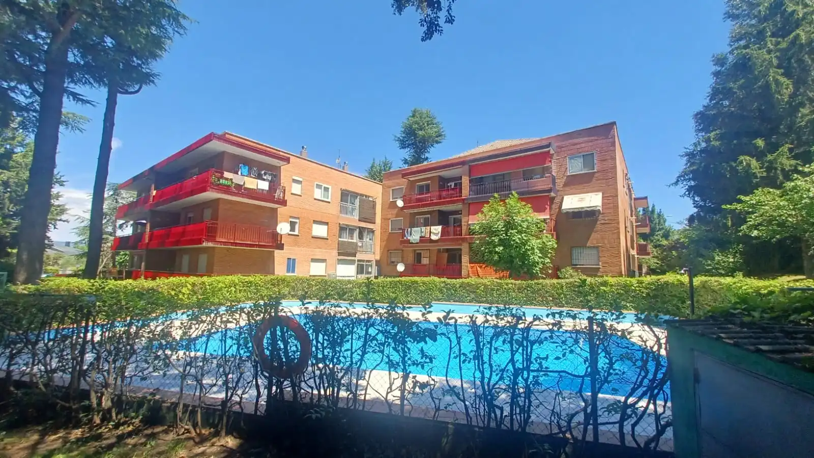 Schwimmbecken von Wohnung zum Verkauf in Collado Villalba mit Heizung, Parkett und Terrasse