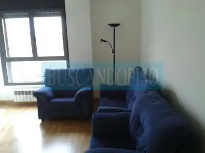 Wohnzimmer von Wohnungen zur Miete in  Logroño mit Heizung, Parkett und Abstellraum