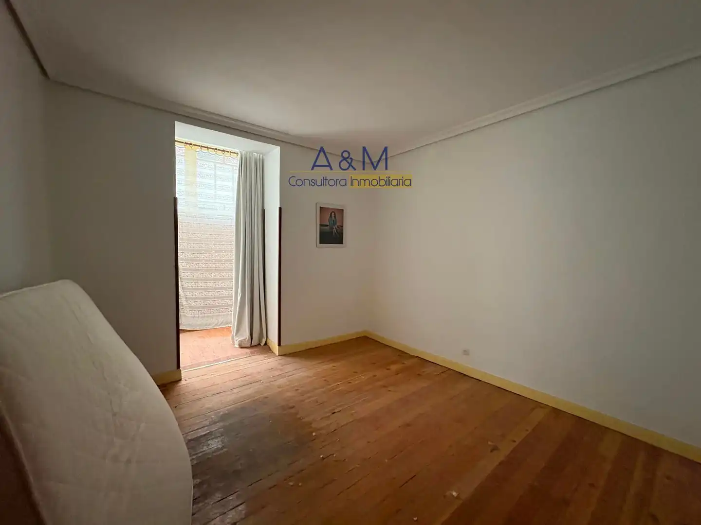 Buildings for sale in Manteria, Centro