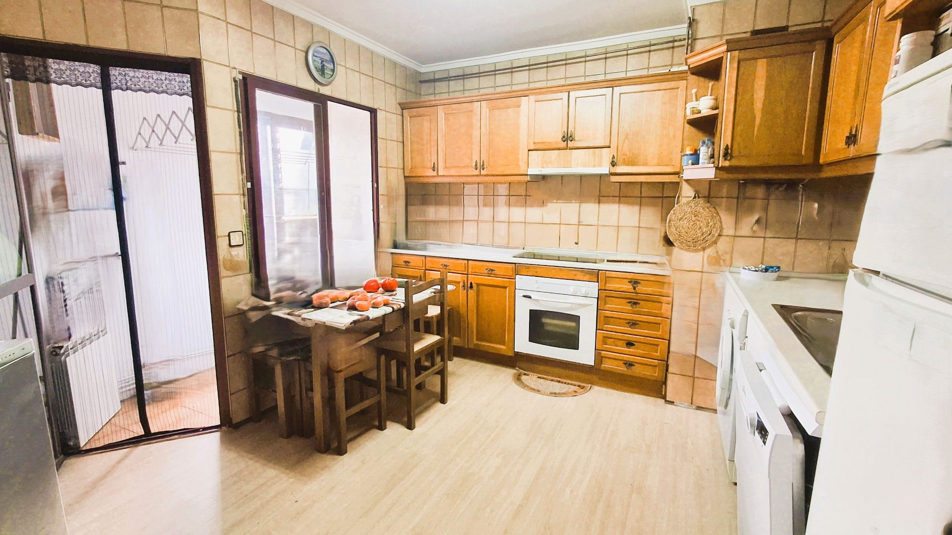 Cocina de Piso en venta en Cervera de Pisuerga con Calefacción, Jardín privado y Parquet
