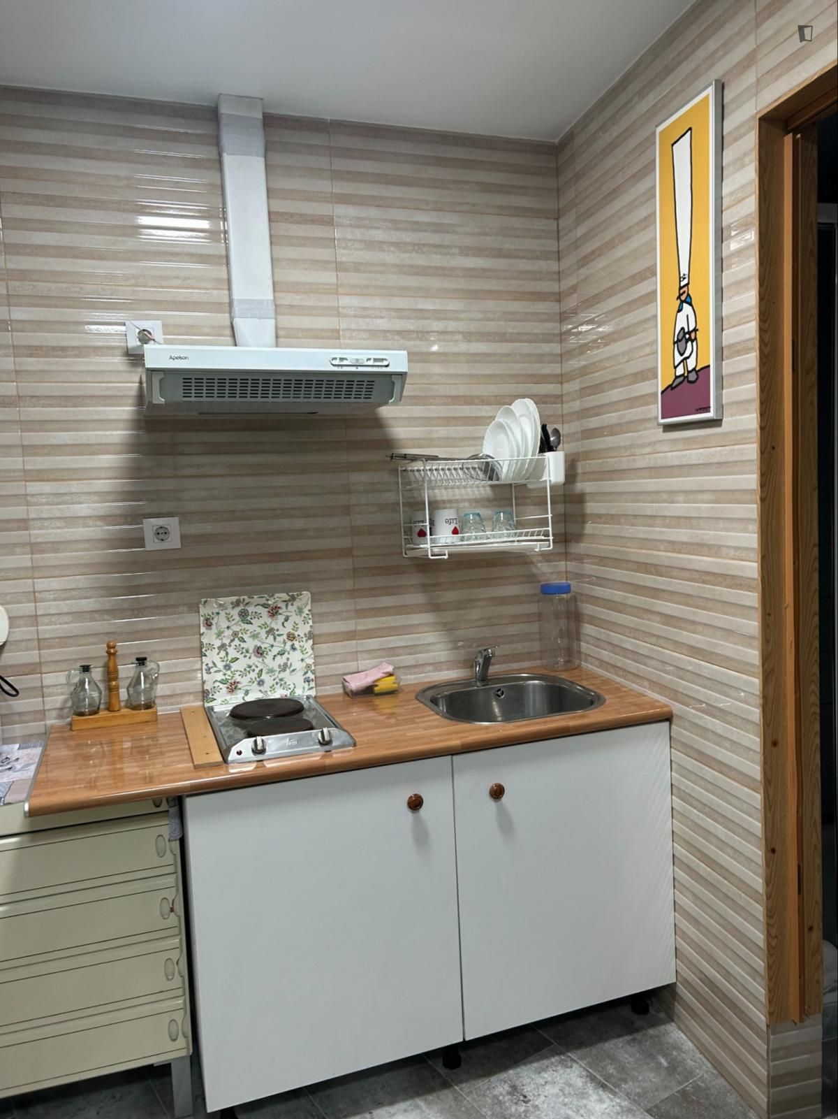 Estudi de lloguer a Collblanc