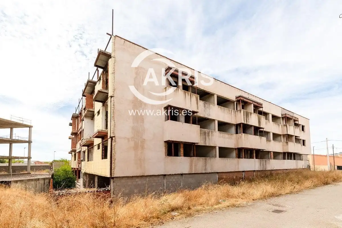 Buildings for sale in Calle Jardines, Portillo de Toledo