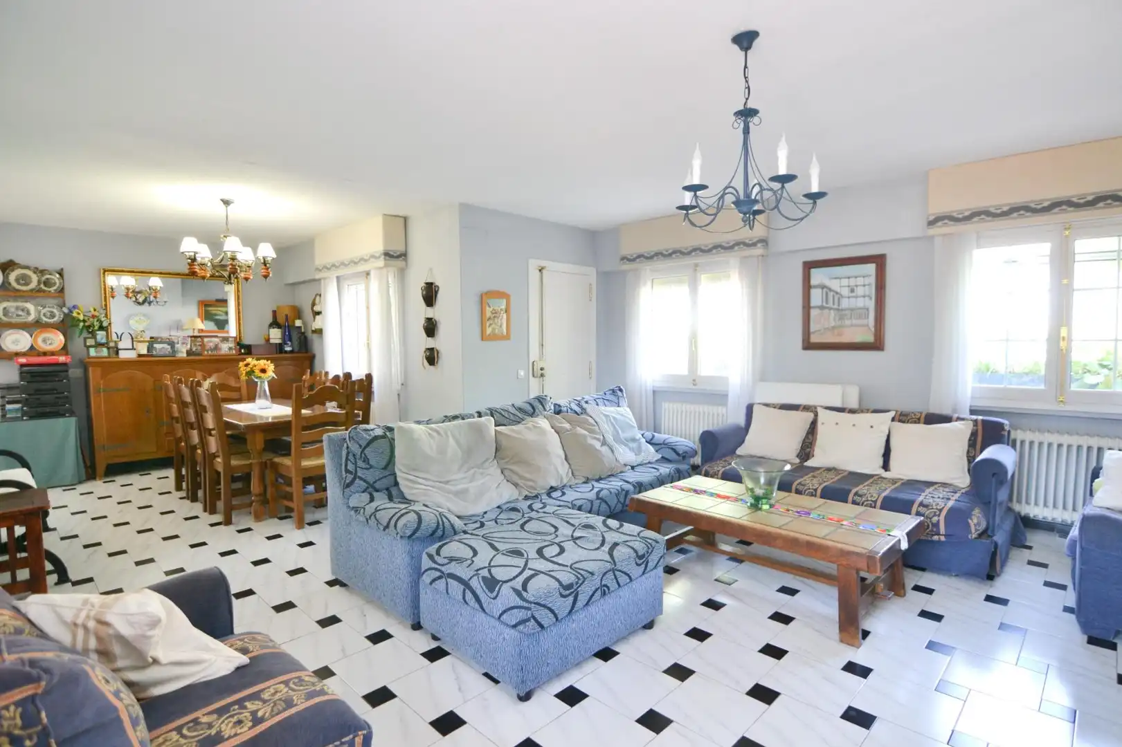 Sala d'estar de Casa o xalet en venda en San Martín de Valdeiglesias amb Jardí privat, Terrassa i Traster
