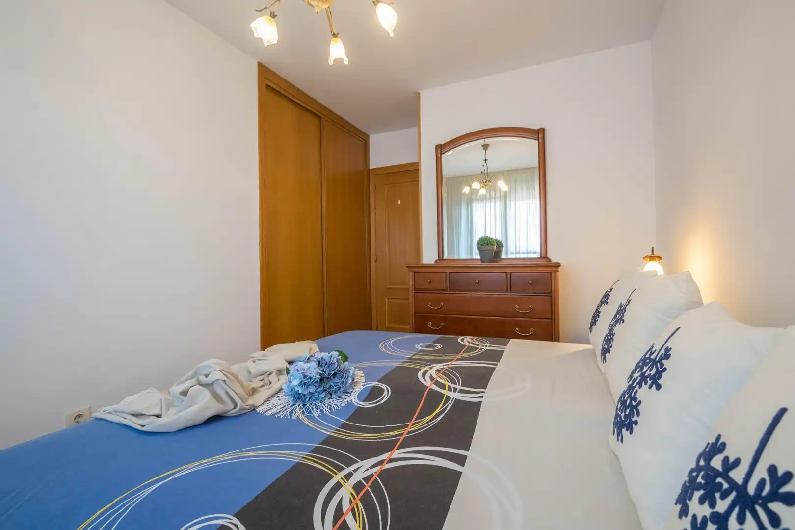 Schlafzimmer von Wohnung zum Verkauf in Culleredo mit Heizung, Parkett und Abstellraum
