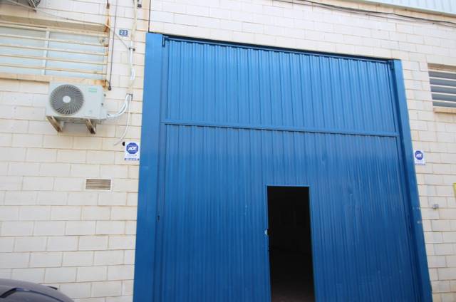 Nave industrial en Alquiler en Pla de la Vallonga