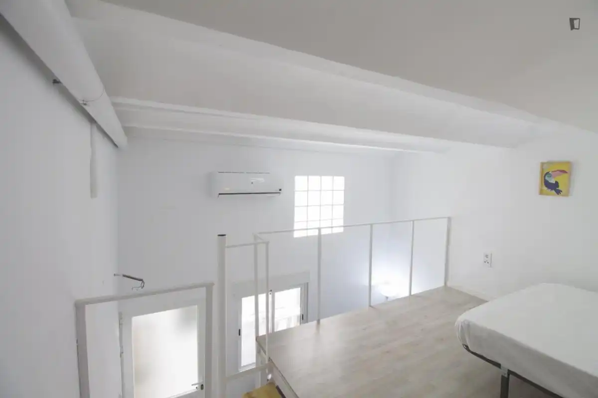 Study for rent in Pradolongo