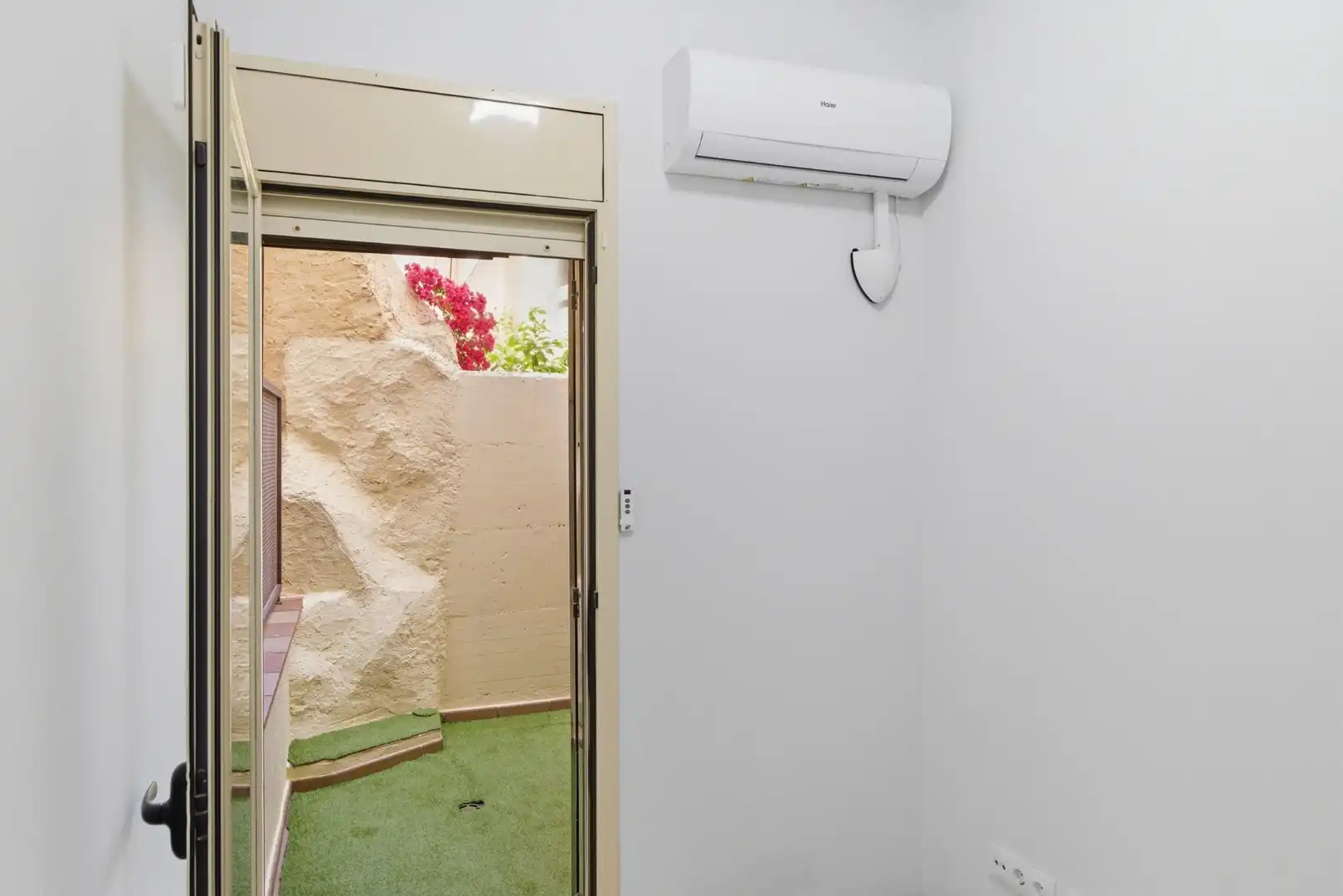Ground floor for sale in Blanes  with Air Conditioner, Heating and Parquet flooring