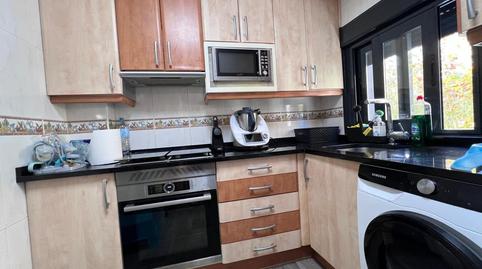 Foto 5 de Piso en venta en De Pradoluengo, Aeropuerto,  Madrid Capital