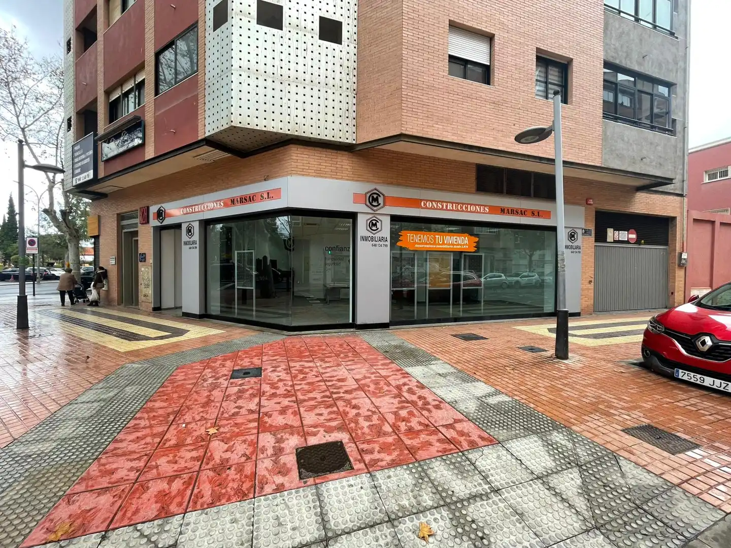 Office for rent in Cartagena  with Air Conditioner and Heating