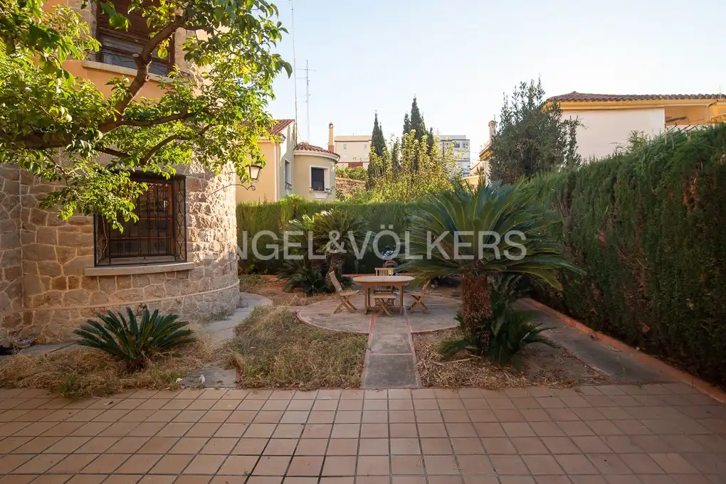 Vista exterior de Casa o chalet en venta en Castellón de la Plana / Castelló de la Plana con Calefacción, Jardín privado y Terraza
