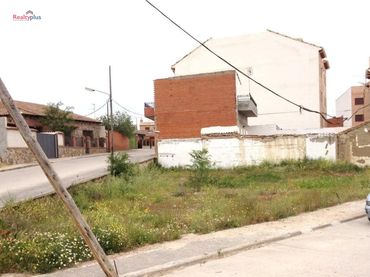 Terrenos y solares en venta en Calle talavera