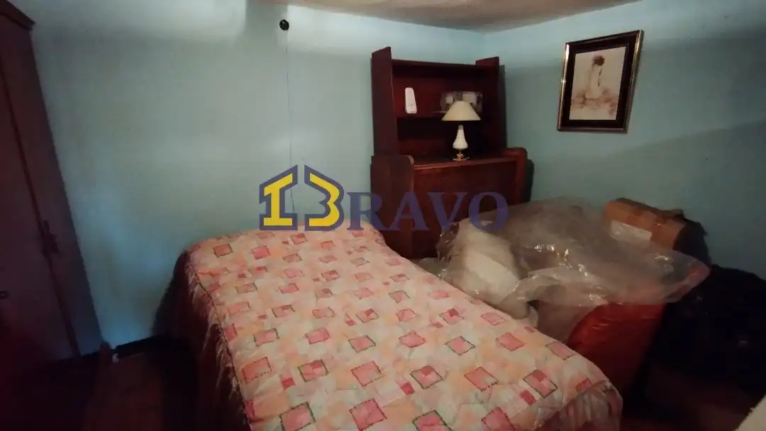 Dormitori de Casa o xalet en venda en Valle de Losa amb Jardí privat i Terrassa