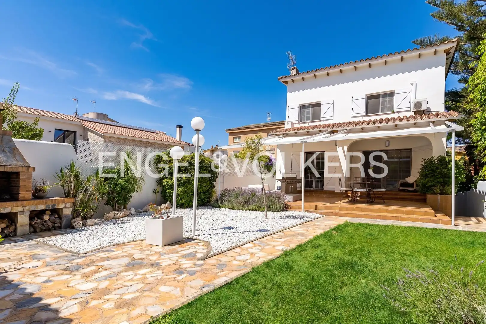 Vista exterior de Casa o chalet en venta en Sant Pere de Ribes con Aire acondicionado, Calefacción y Jardín privado