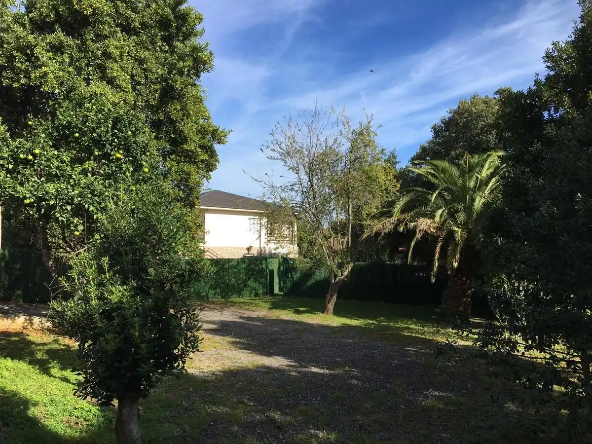 Außenansicht von Residential zum Verkauf in Noja