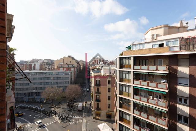 Piso en Venta en Avinguda de la Riera de Cassoles en Vila de Gràcia