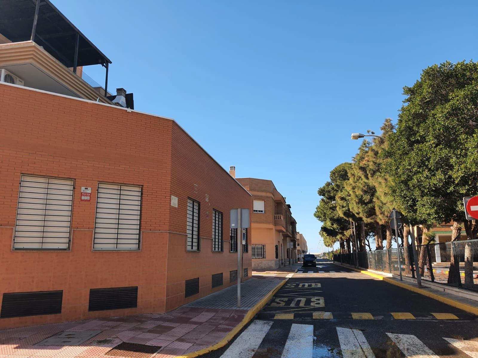 Vista exterior de Garatge en venda en Berja