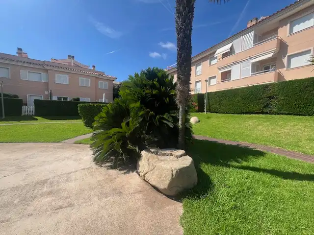 Jardín de Casa adosada en venta en Castell d'Aro, Platja d'Aro i s'Agaró con Jardín privado, Terraza y Amueblado