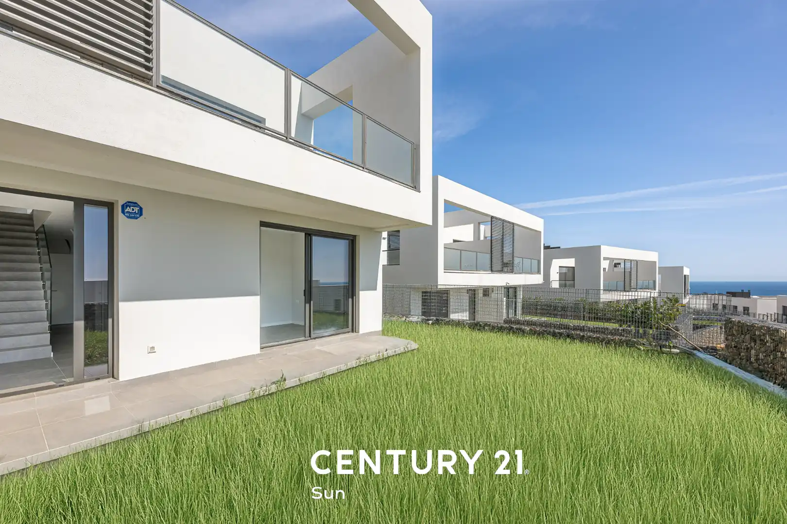 Vista exterior de Casa adosada en venta en Mijas con Aire acondicionado, Calefacción y Jardín privado