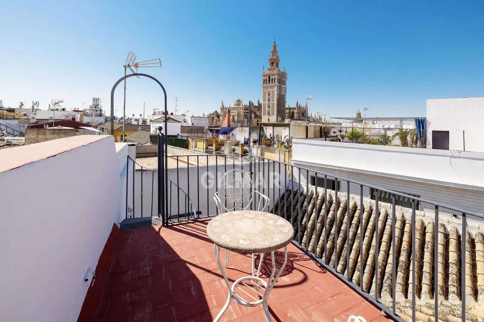 Casa adosada en venta en Alfalfa - Santa Cruz