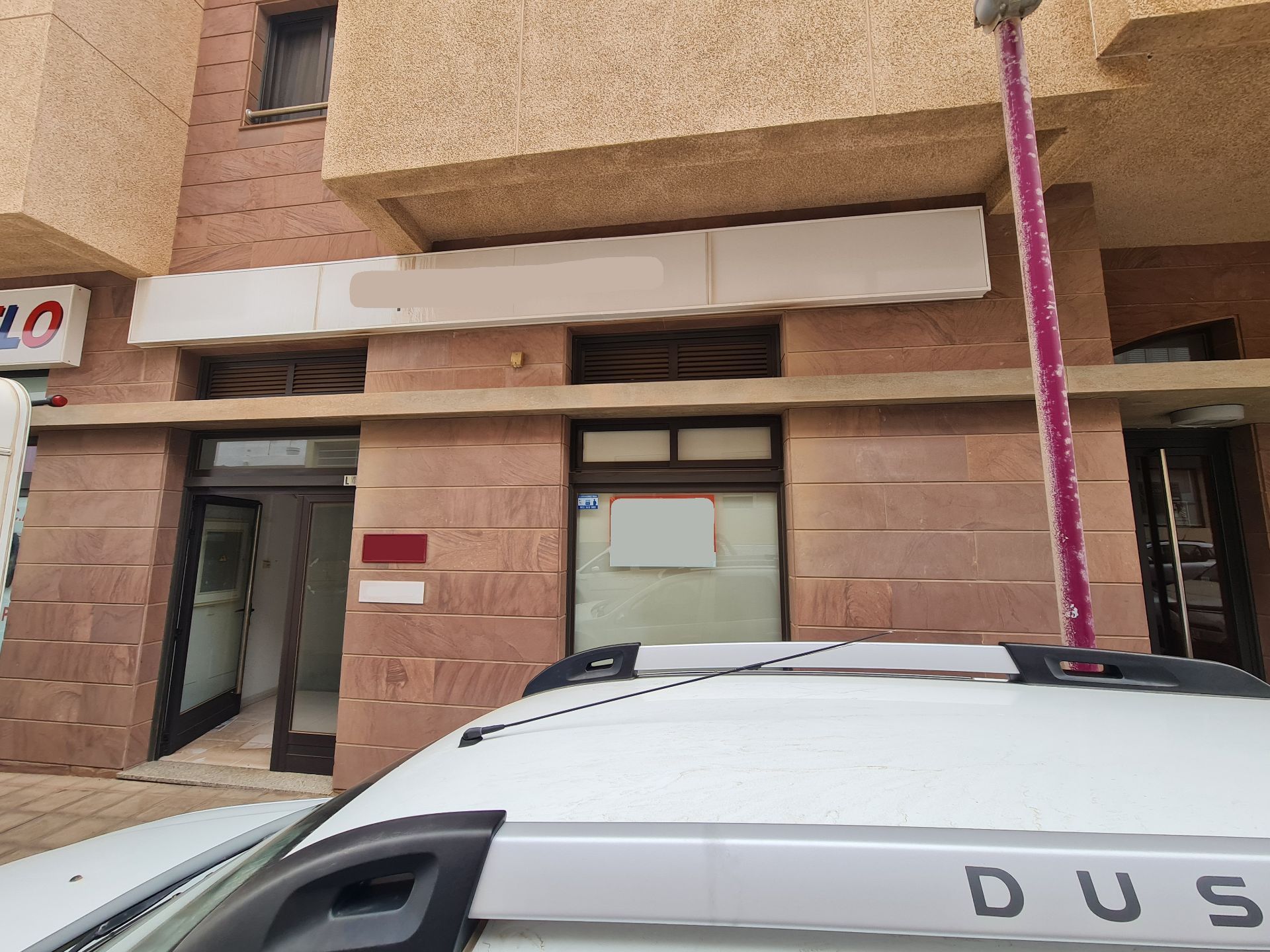 Vista exterior de Local en venta en Puerto del Rosario