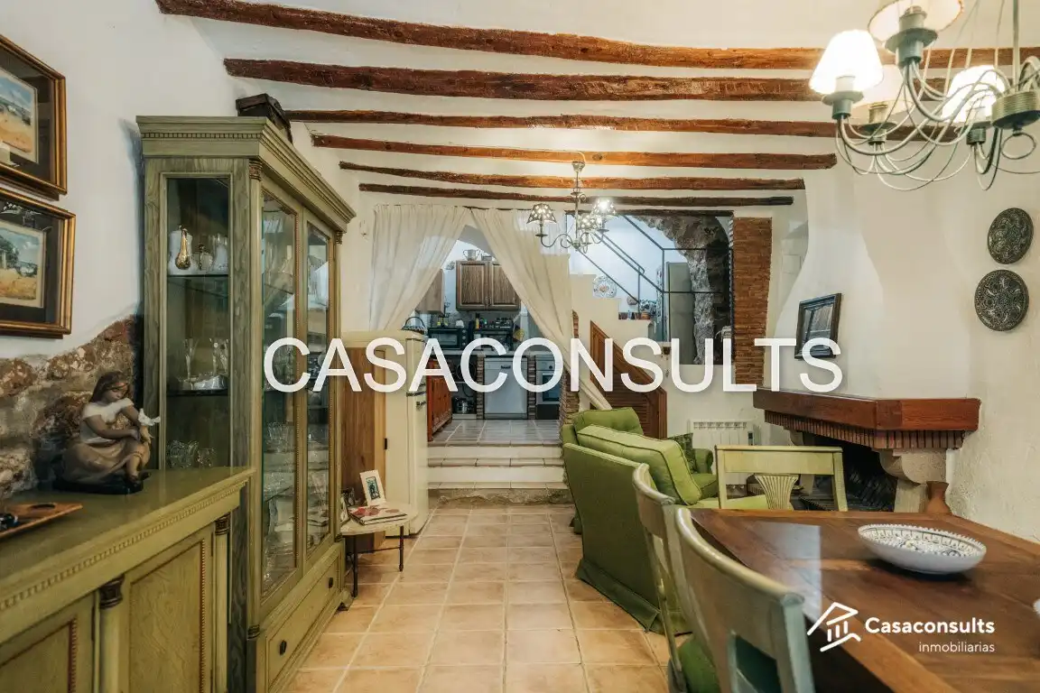 Casa o xalet en venda en Vilafamés amb Calefacció, Terrassa i Moblat
