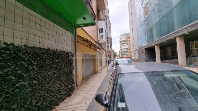 Terreno residencial en Venta en Calle San Martín de Porres en Ensanche