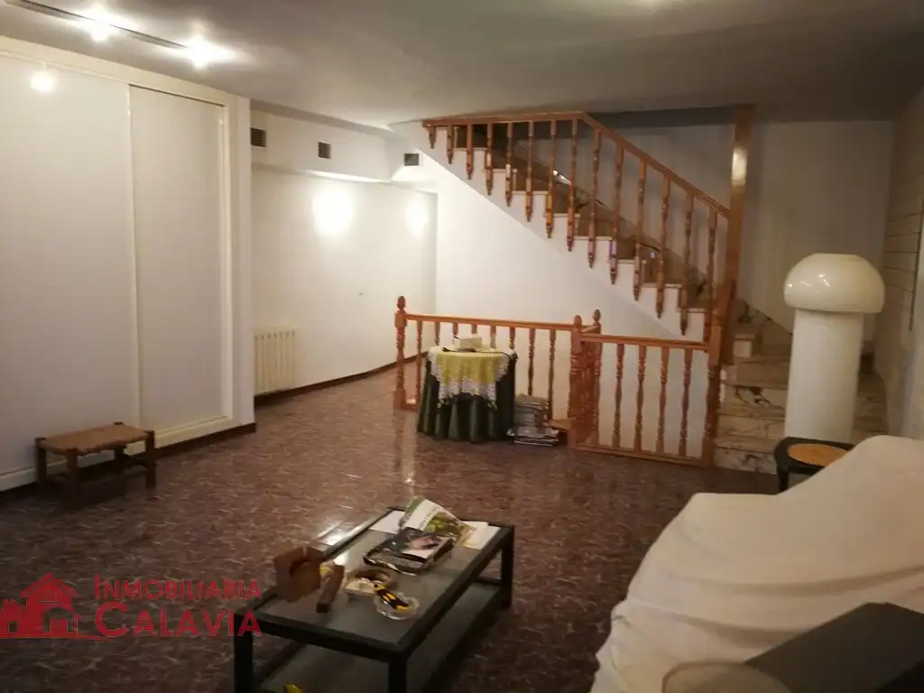 Maison avec terrasse à vendre à Baeza