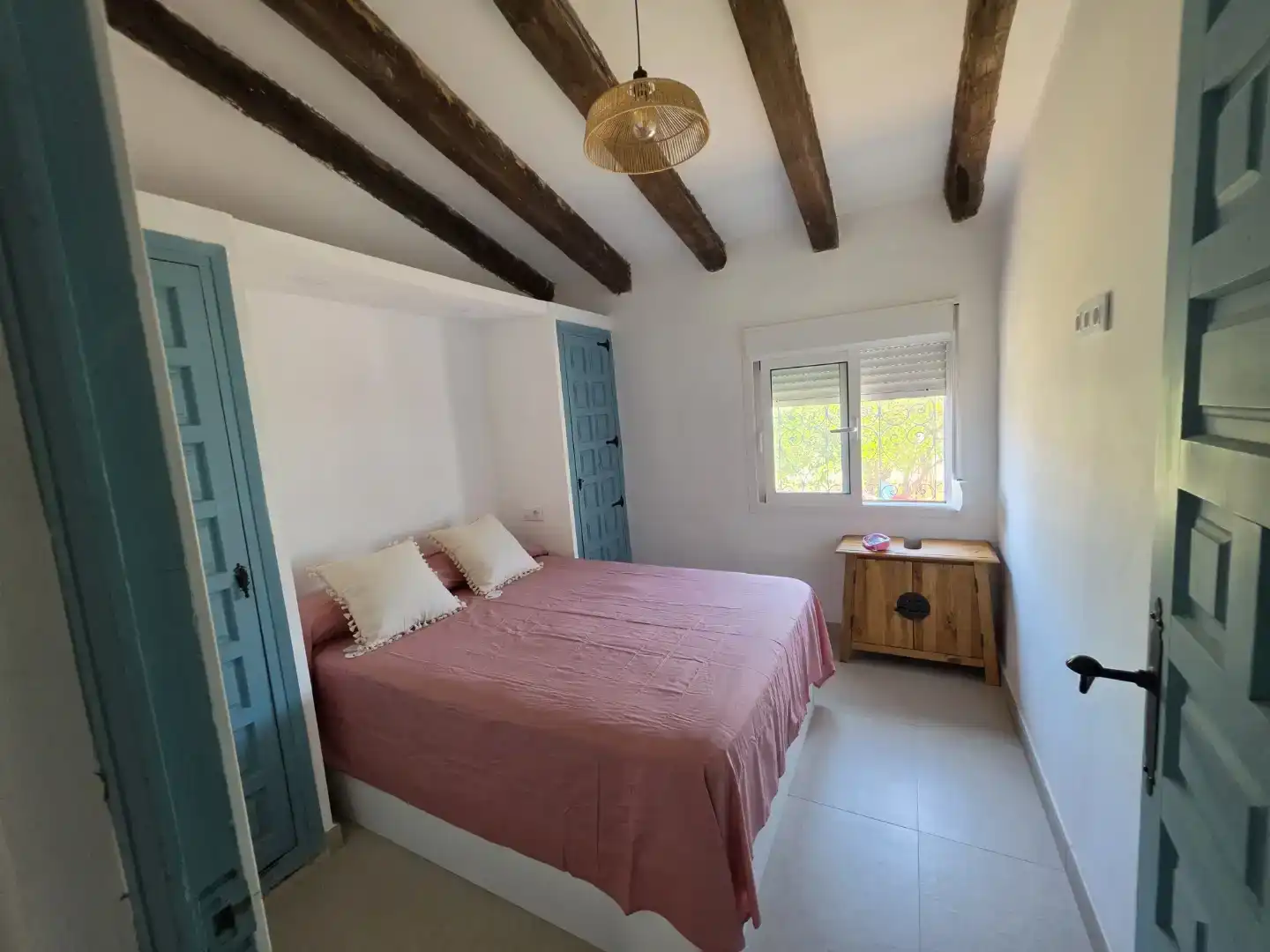Dormitori de Casa o xalet de lloguer en Dénia amb Aire condicionat, Jardí privat i Traster