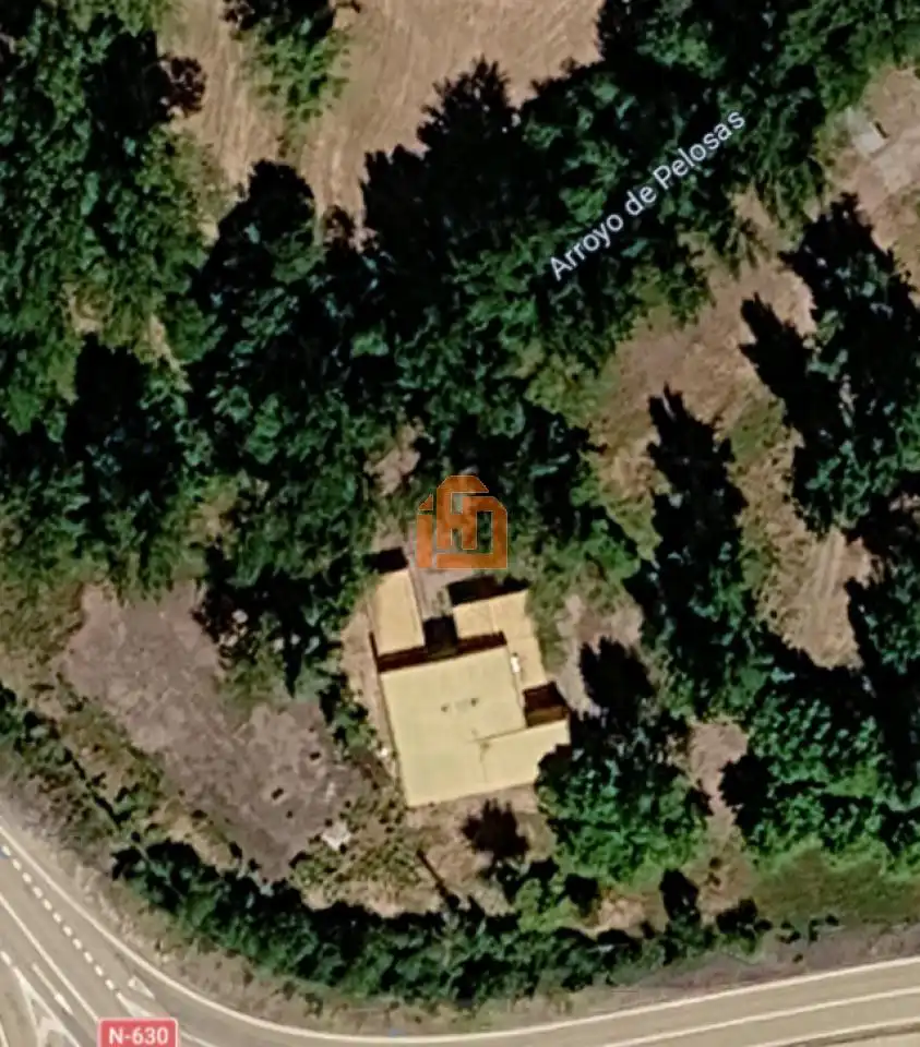Edifici en venda en La Robla 