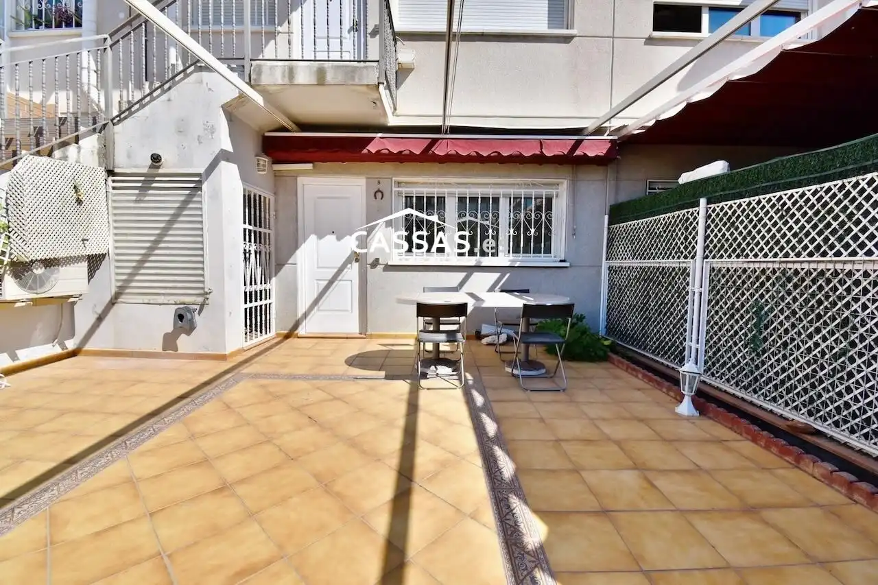 Terraza de Planta baja en venta en Torrejón de Ardoz con Aire acondicionado y Piscina comunitaria