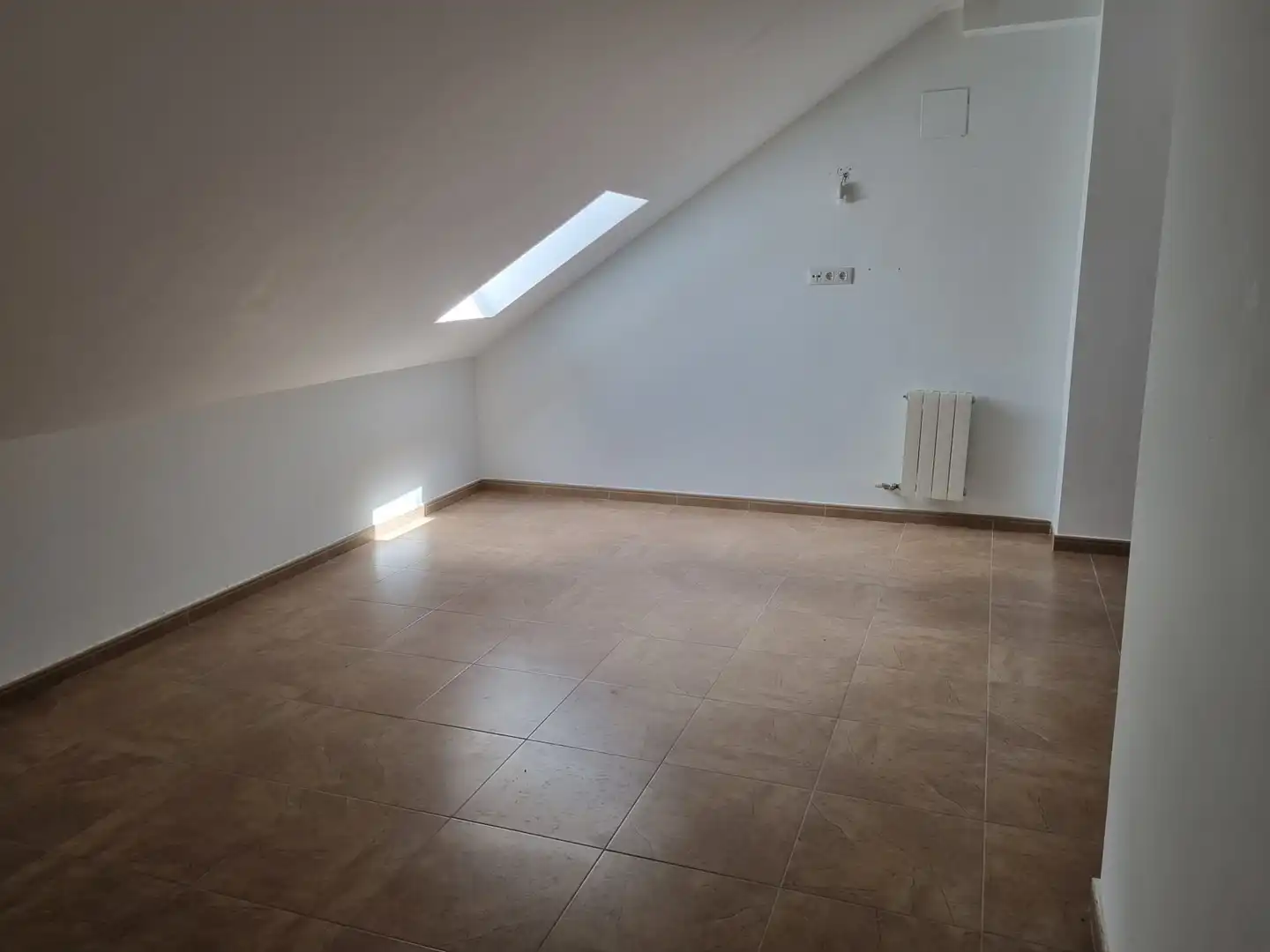 Casa adosada en venta en Uruñuela con Calefacción, Jardín privado y Parquet