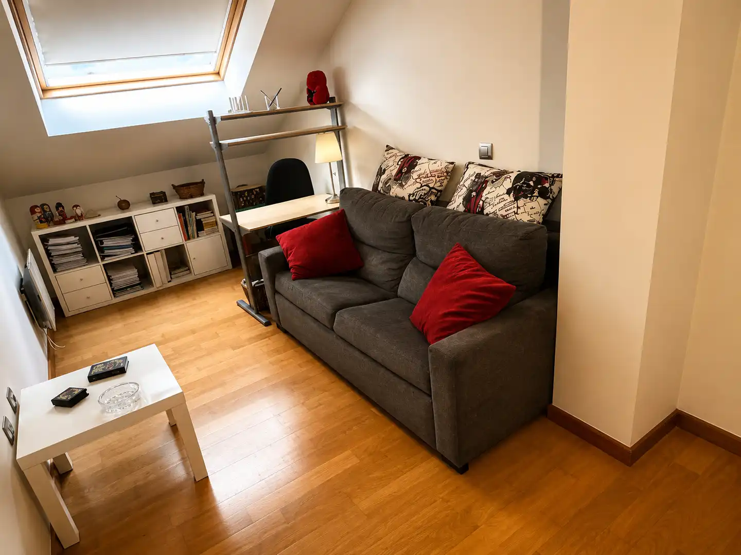 Wohnzimmer von Wohnung zur Miete in Torrelavega  mit Heizung, Terrasse und Abstellraum