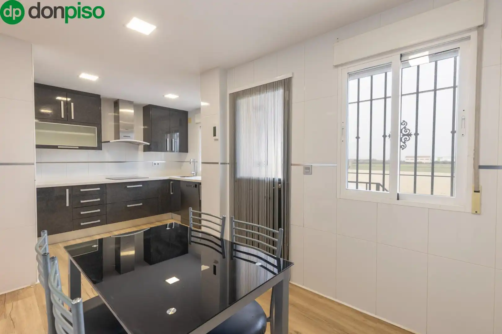 Kitchen of Detached homes for sale in Vegas del Genil