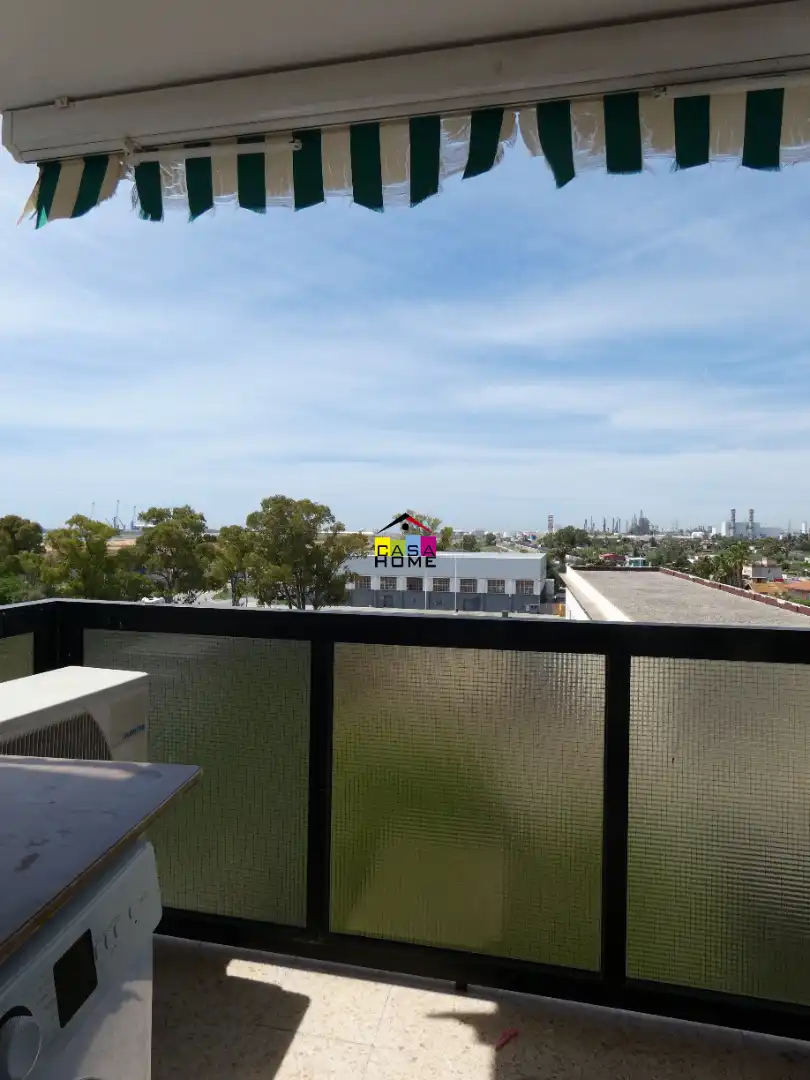 Terraza de Piso en venta en Castellón de la Plana / Castelló de la Plana con Amueblado y Balcón