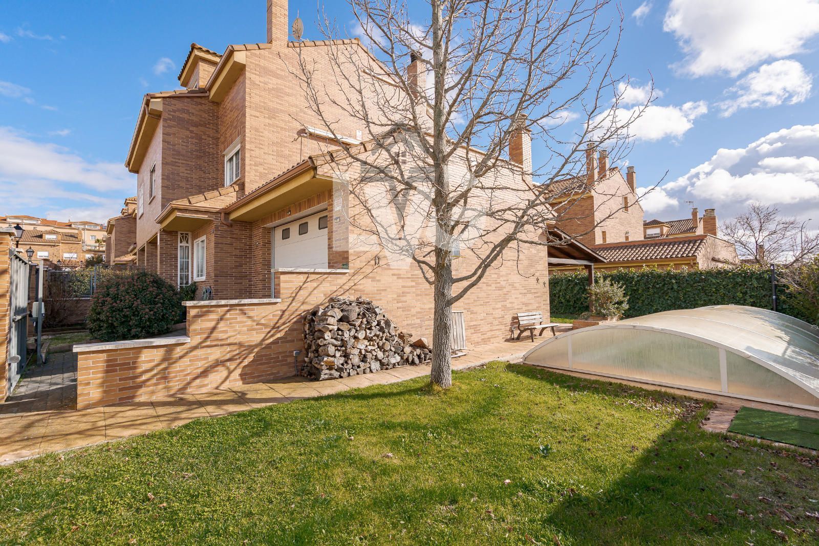 Casa adosada en venta en Gardenias, Torrelaguna