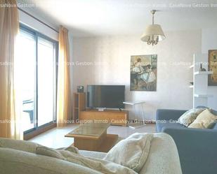 Living room of Flat for sale in Vilanova de Arousa  with Heating, Terrace and Furnished