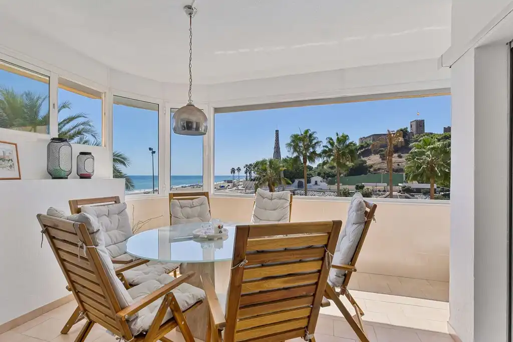 Apartamento con piscina en venta en Castillo Sohail - Myramar, imagen 2