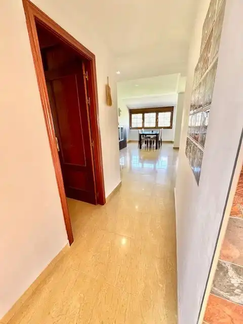 Dachboden zur Miete in Altea mit Klimaanlage, Terrasse und Möbliert