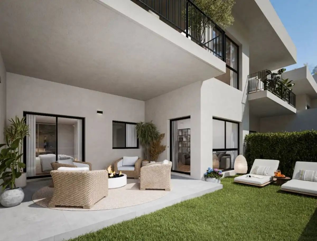 Terrassa de Apartament en venda en Alhaurín de la Torre amb Aire condicionat i Jardí privat