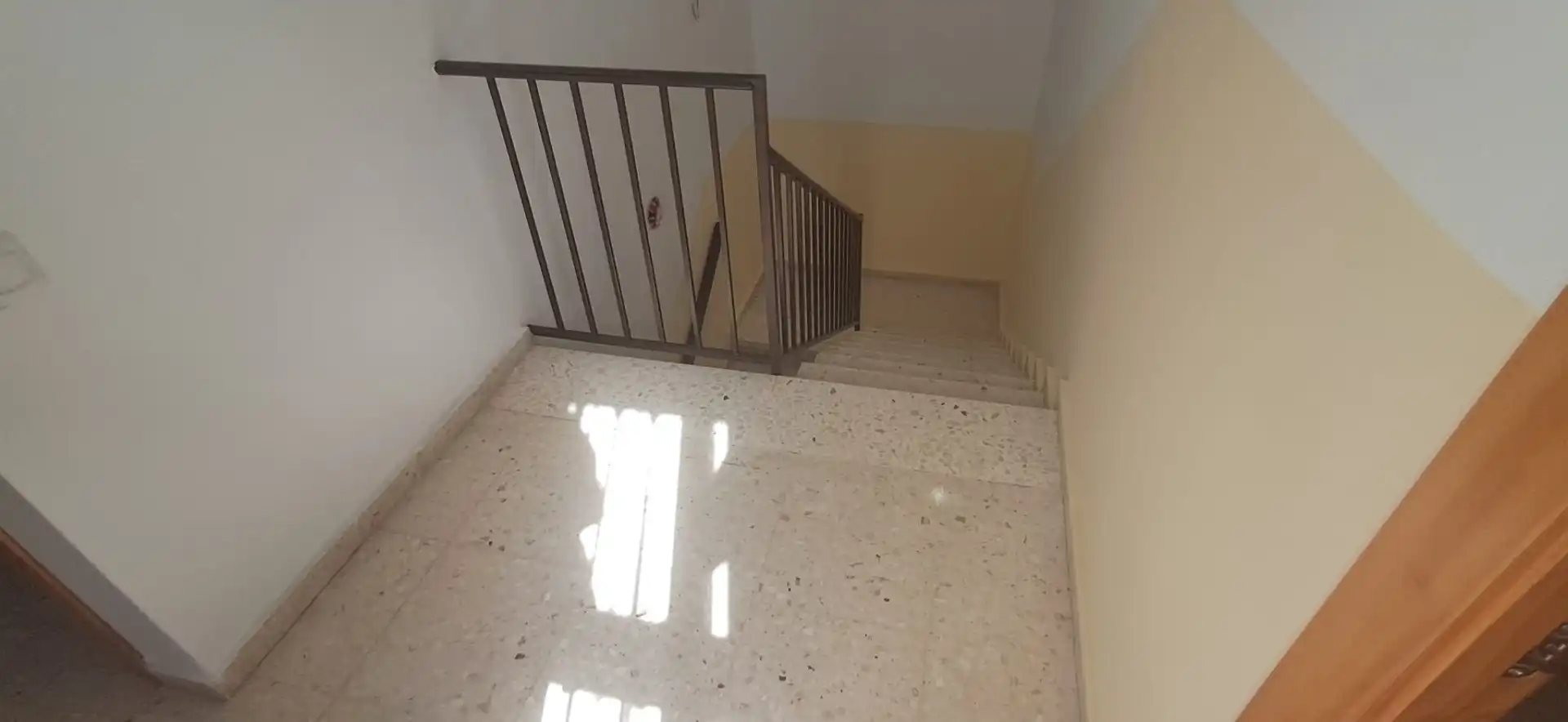 Casa adosada en venda en Utrera amb Aire condicionat, Traster i Moblat