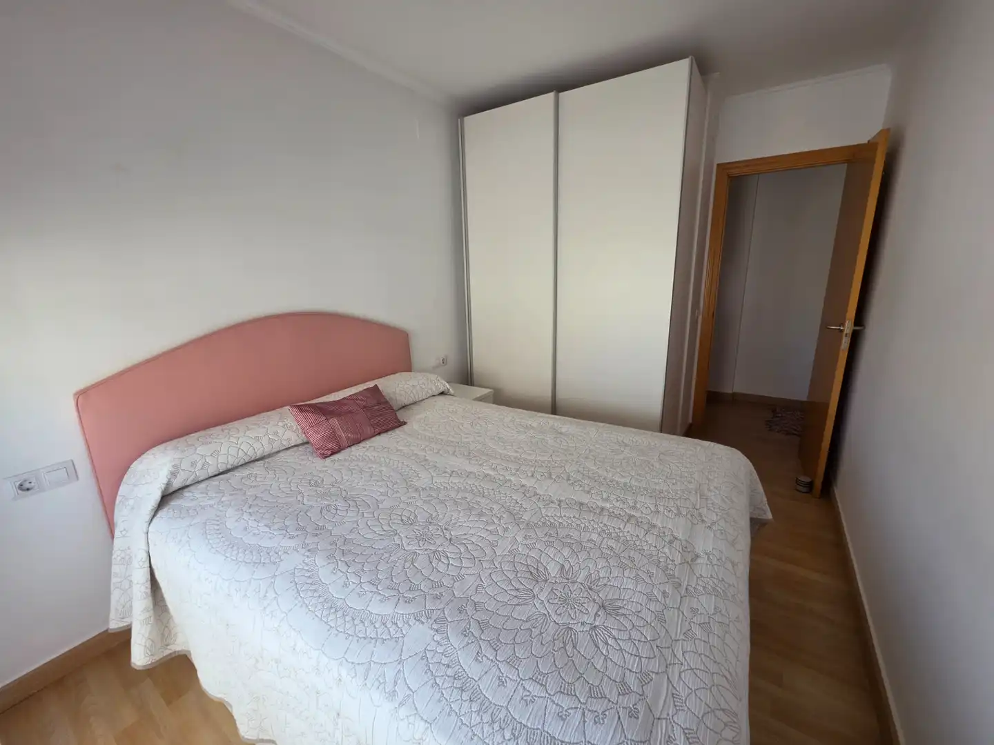 Dormitori de Pis en venda en Mont-roig del Camp amb Aire condicionat, Parquet i Traster