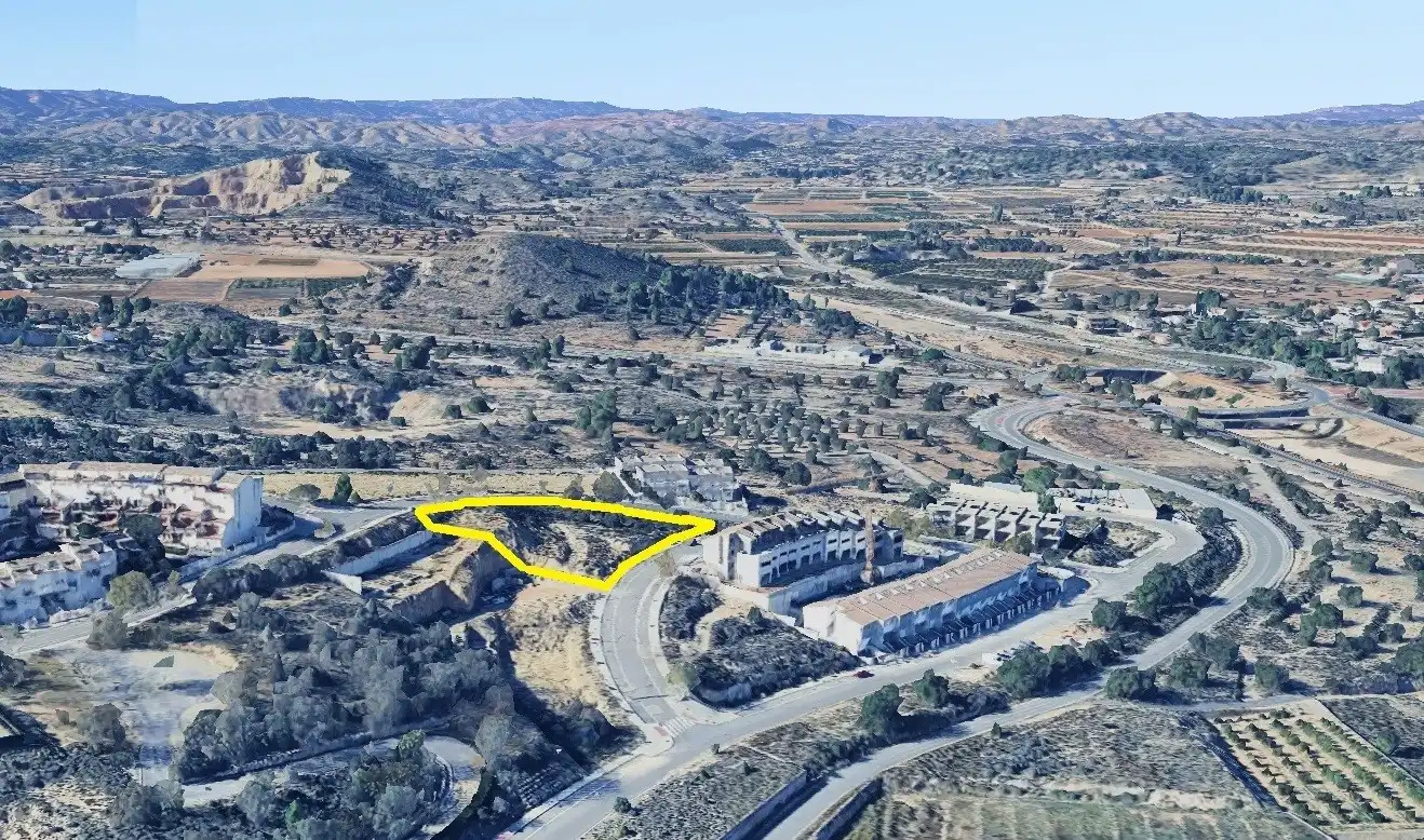 Terreny residencial en venda a Calle Uea Sector Sr6