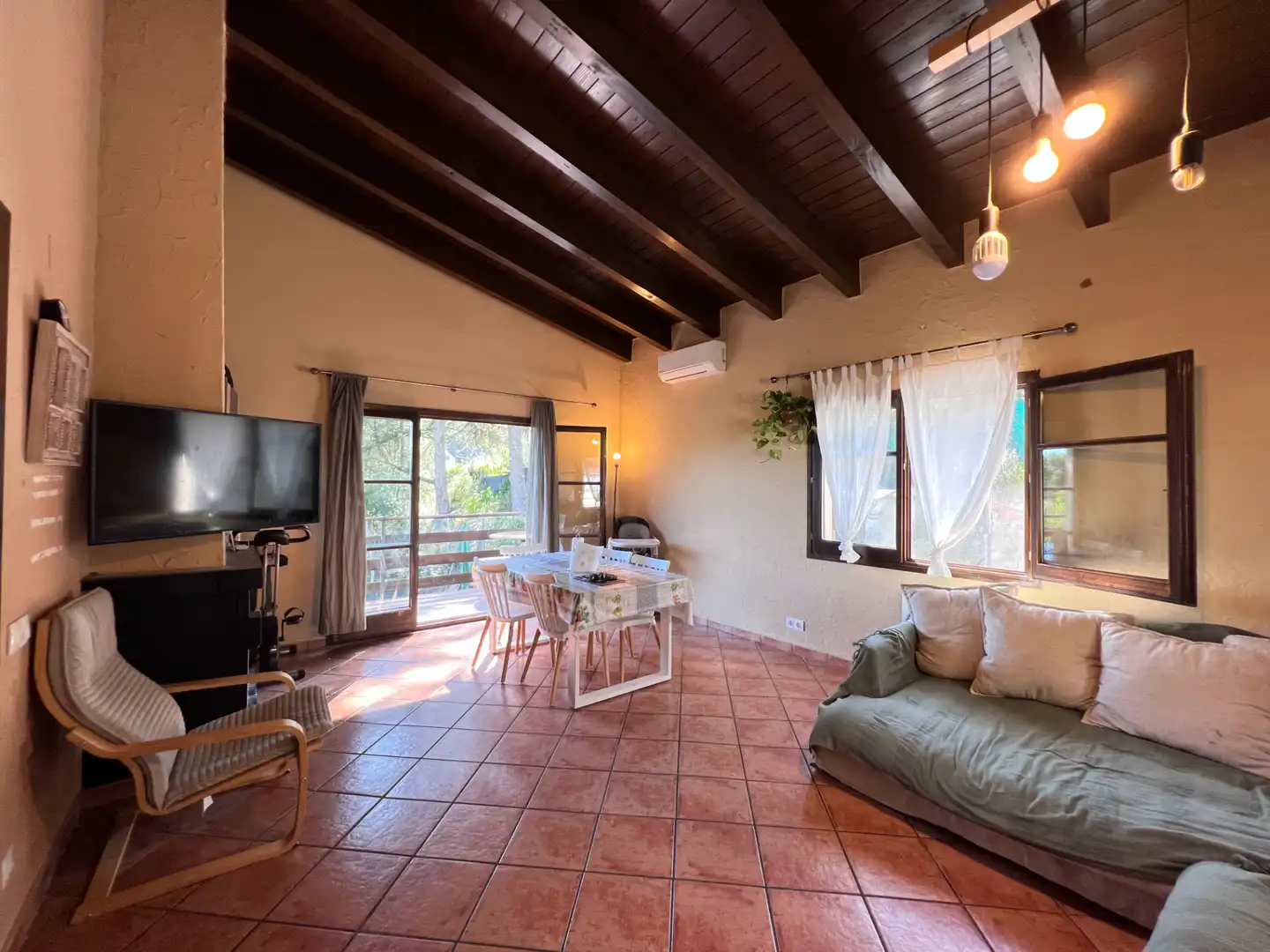 Sala de estar de Casa o chalet en venta en Vallgorguina con Aire acondicionado, Calefacción y Jardín privado